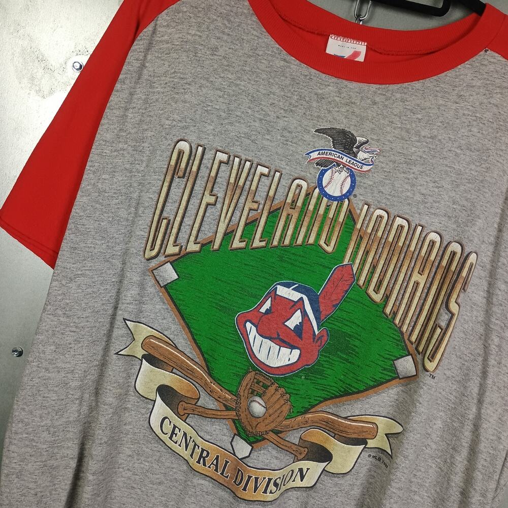 Cleveland Indians Chief Wahoo Vintage 90s Chop Short Sleeve Raglan Shirt XL USA